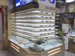 -宝岛眼镜·蔡司(赤峰路地铁站店)