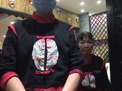 -张氏宽窄巷成都名小吃(茂业百货华强北店)
