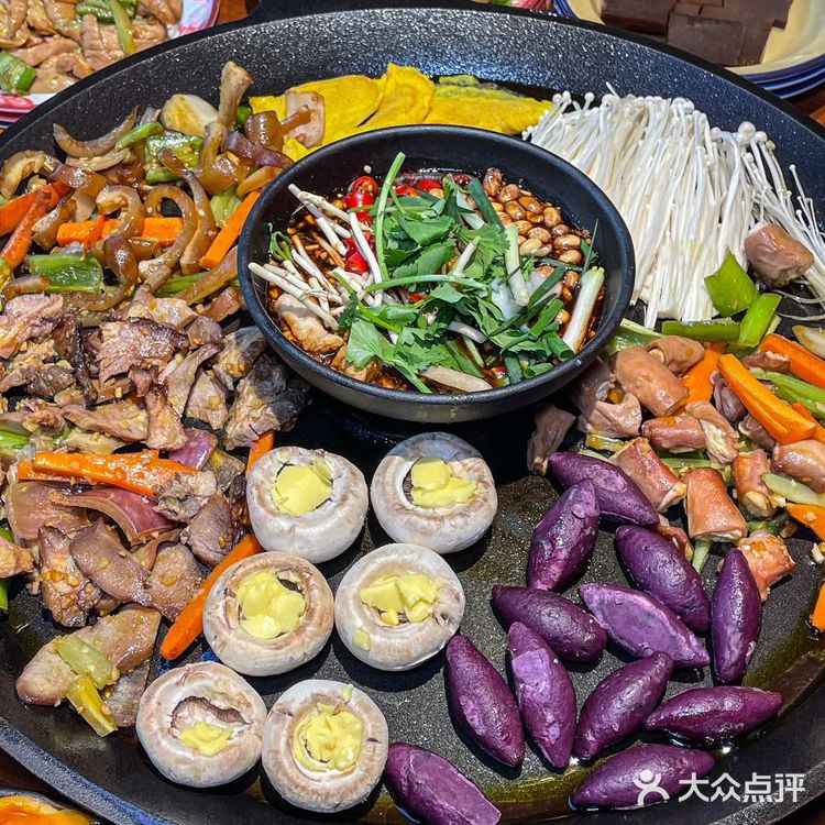 刚开业三天,下午三点去都没地方坐了……