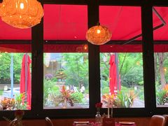 -BROWNSTONE布朗石西班牙餐厅(富城店)