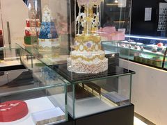 面包甜点陈列柜-麦雪尔甜品·生日蛋糕(新街口旗舰店)