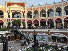 -佛罗伦萨小镇广佛名品奥特莱斯(疏港路店)