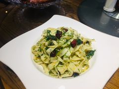 -秦唐一号西安菜馆(钟楼店)
