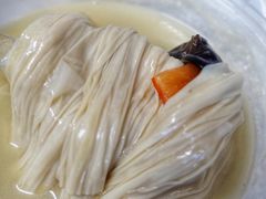 浓汤煮鲜腐竹-汤城小厨•粤菜•靓汤(苏州街店)
