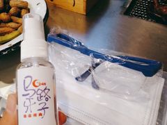 -马路牙子烧烤音乐酒馆(望京店)