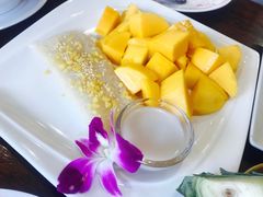 -Dang restaurant (patong phuket)