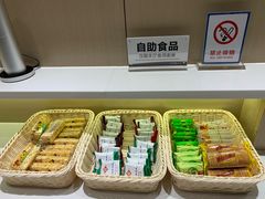 -张家界荷花国际机场