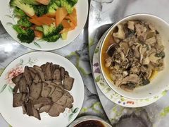 -鲸鱼妈妈月嫂/育婴师定制