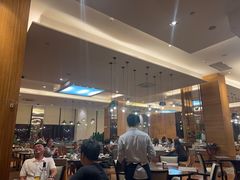 -华邑酒店·鲜艳全日自助餐厅