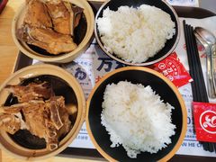 -万和春排骨砂锅米饭(新业广场店)