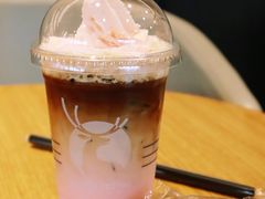 -瑞幸咖啡(杭州绿地中央店)
