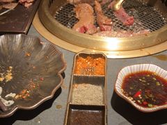 -铭牛烧肉·和牛海鲜自助(高新月牙湖店)