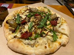 招牌法肝披萨-百特喜·意大利餐厅(八佰伴镇江店)