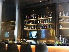 -wineapp葡萄酒餐吧(外滩金融中心店)