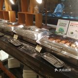 小哥哥小姐姐服务很卖力价格也亲民