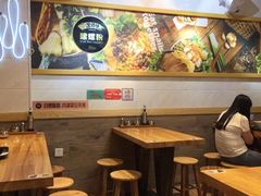 大堂-笋爷高汤嗦螺粉·螺蛳粉(上社店)