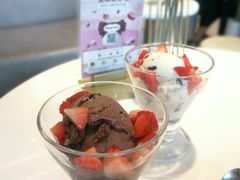 浓醇黑巧克力焦糖扁桃仁冰淇淋-哈根达斯(天河城店)