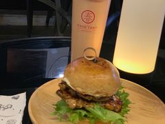 秘制照烧鸡腿堡-龙治汉堡(中华城店)