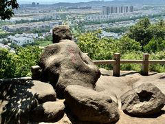 -灵岩山风景区