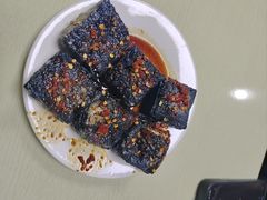 -五娭毑臭豆腐(黄兴南路店)