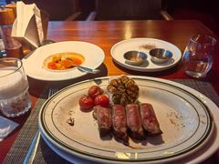 -MONICH牛排融合餐厅(和义大道购物中心店)