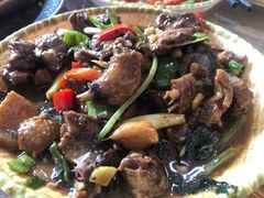 紫苏焖鸭-花悦农庄 | 烧鸡·竹筒饭(沙迳高沙温泉香溪堡店)