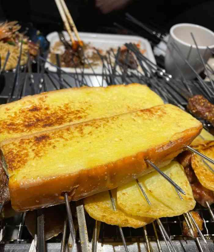 橦橦小马扎烧烤 (传媒大学店)