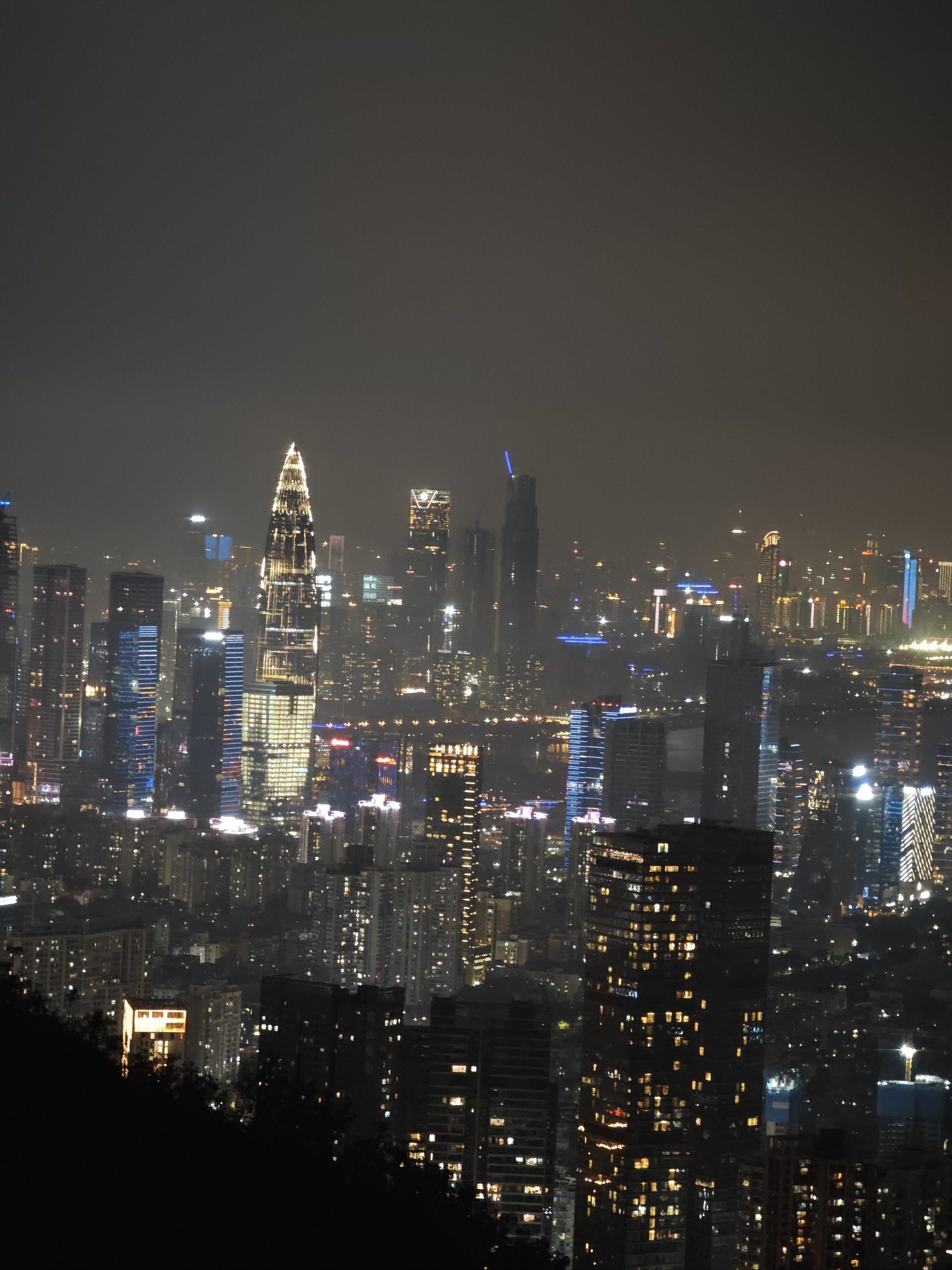 0元玩转这座城深圳的登高夜景堪称视觉盛宴!