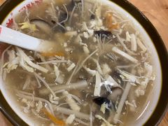 酸辣汤-小姜锅贴(凤凰街店)