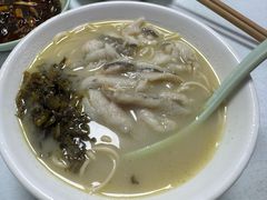 -明呈黄鱼面馆(斜土路店)