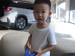 -蔚来体验中心(北京亦庄店)