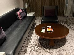 -上海虹桥西郊假日酒店