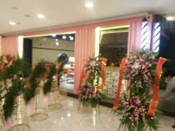 -QZHAIR SALON