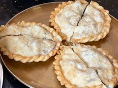 特色牦牛肉馅饼-陀岗美食·云南藏式特色餐厅