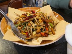 竹笋炒肥肠-华豫川酒家(大卫城店)