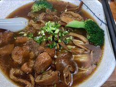 老卤肥肠面-囿面传统制面馆(中央路店)
