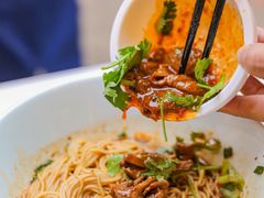 李与白肥肠面-李与白包子铺(桐梓林店)