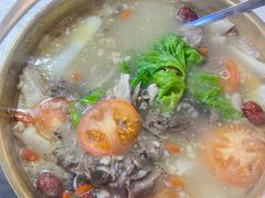 -江湖亮亮蒸虾大排档烤全羊清真(武汉总店)