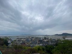 -伍山海滨石窟