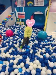 -孩子王童乐园(西安盛龙店)