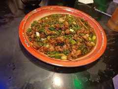 酒馆大盘兔-醉小酒馆·川菜·江湖菜·重庆菜(观音桥旗舰店)