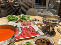 -鼎鼎香·港式火锅(北京SKP店)