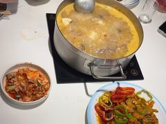 -英子补身汤(海兰路店)