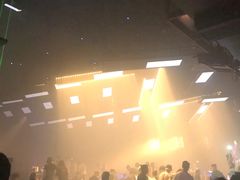 -简奥斯汀·赫本酒吧