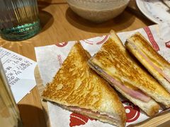 比基尼黑松露火腿三明治-tapas by dos cielos西班牙餐厅(重庆光环购物公园店)