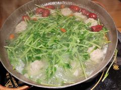 -吃饭皇帝大(长宁龙之梦店)