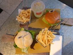 -麦当劳(新王府井店)