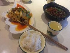 -雅苑餐厅干拌冒菜(建设巷小吃街店)