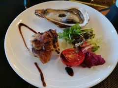 鱼子酱生蚝-大中华希尔顿酒店-念自助餐·嗨啤·小龙虾
