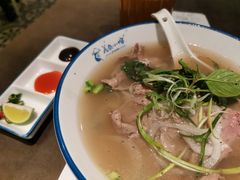 越南火车头汤河粉-美奈小馆·越南料理(中航城君尚购物中心店)